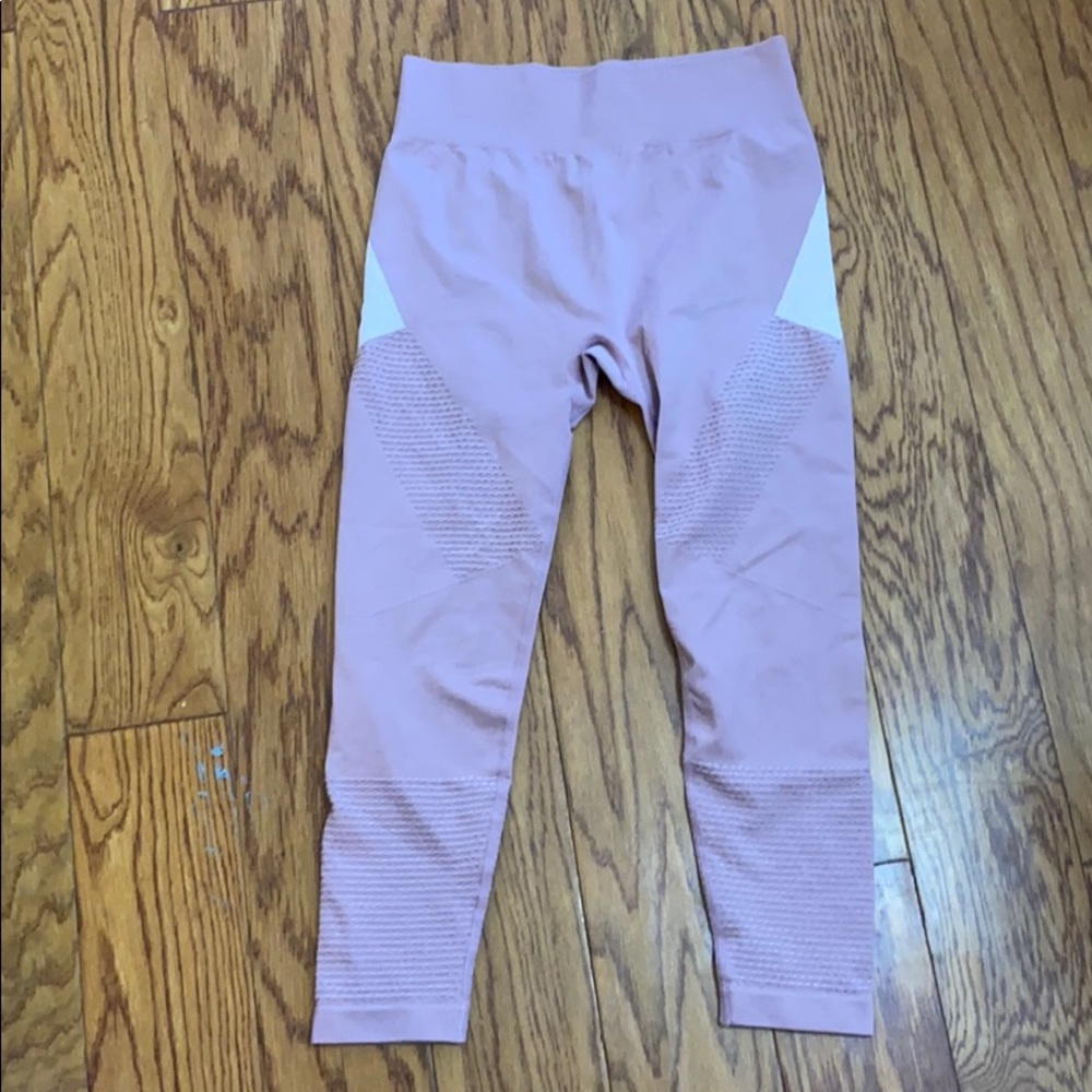 Seamless leggings